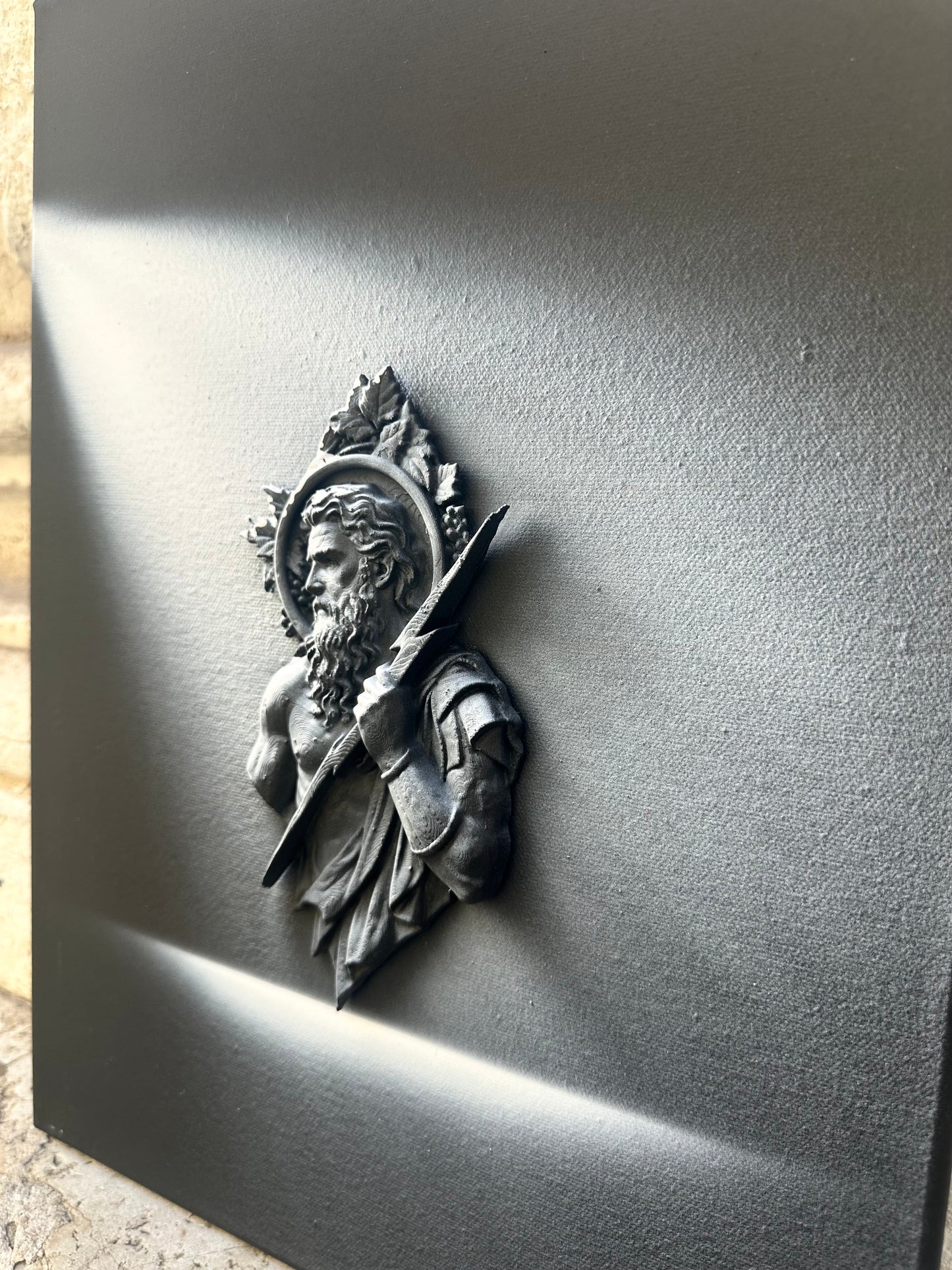 Zeus 30x40